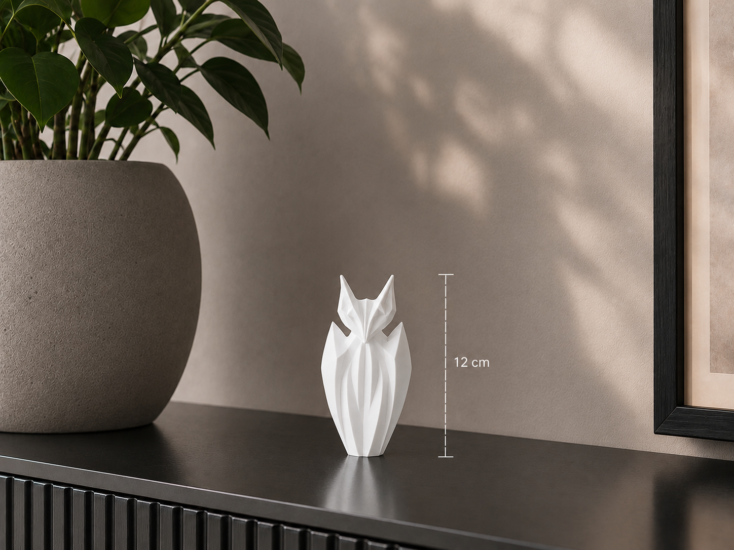 Minimalistyczna Figurka Nietoperza